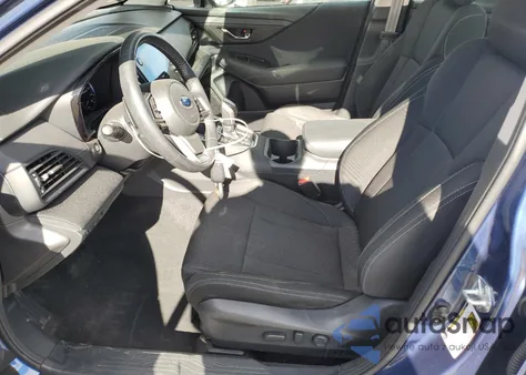 2022 Subaru Legacy Premium z USA, uszkodzony, nr VIN 4S3BWAF62N3015596